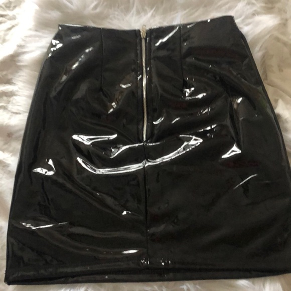 Black latex shirt - Picture 2 of 4